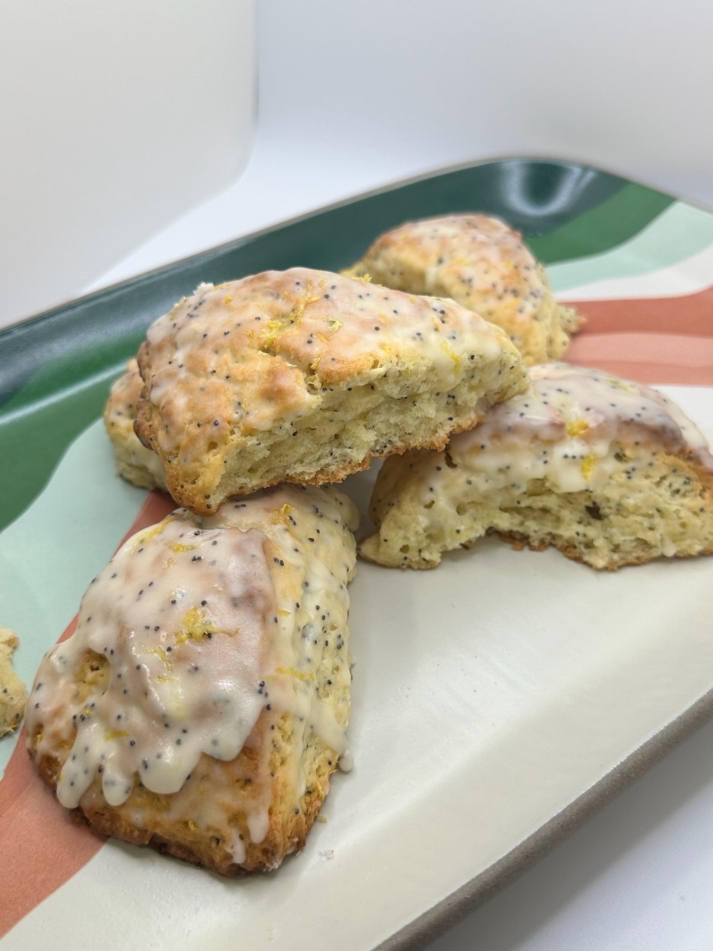 Lemon Poppy seed Scones - 2 Pack